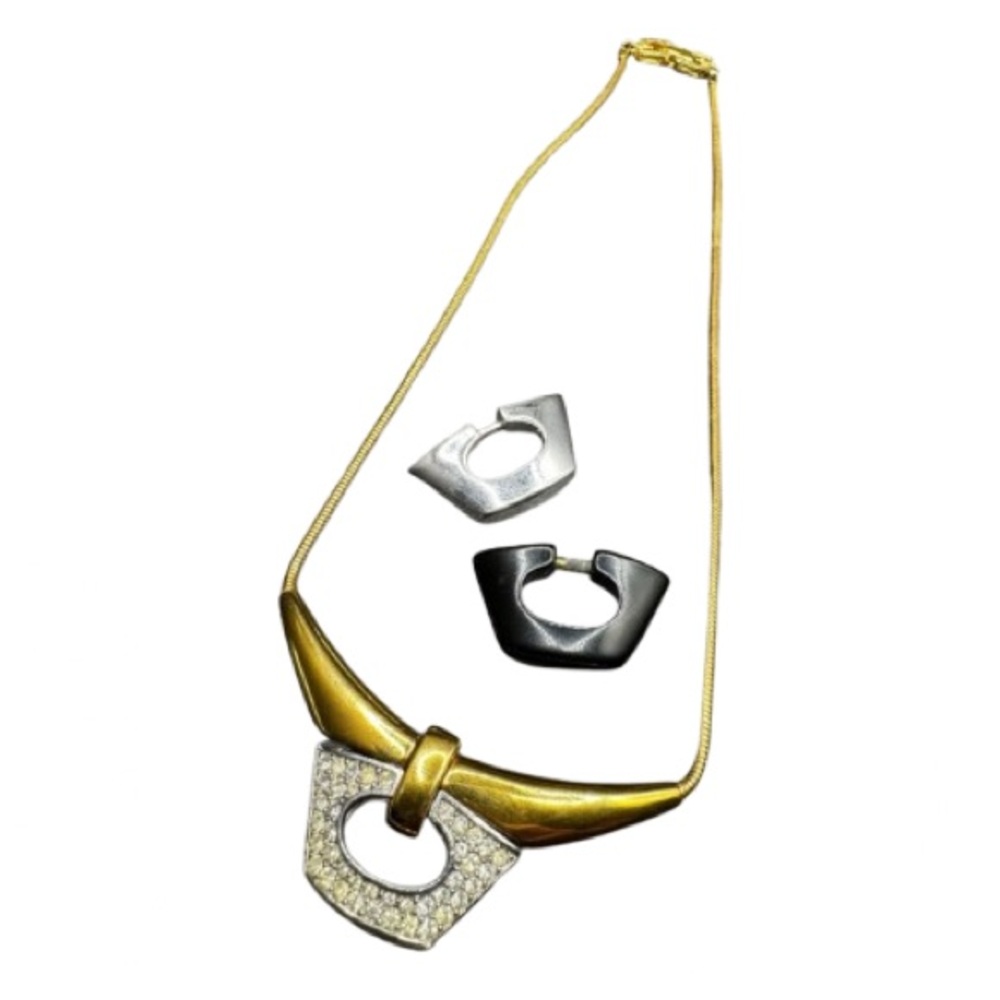 LOT 1390 18K gold plated Givenchy transformer necklace